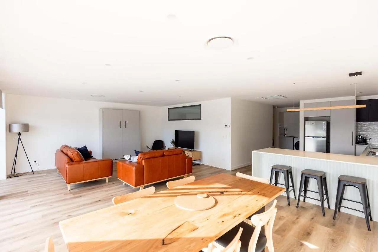 Little Island Apartments Hobart