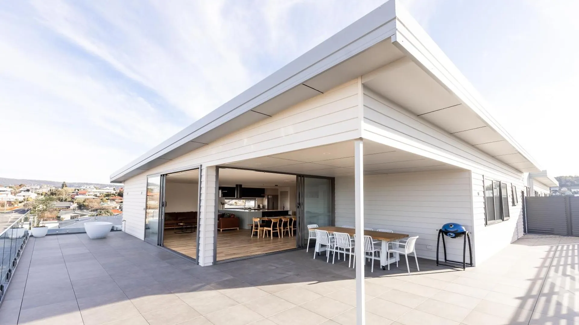 Little Island Apartments Hobart