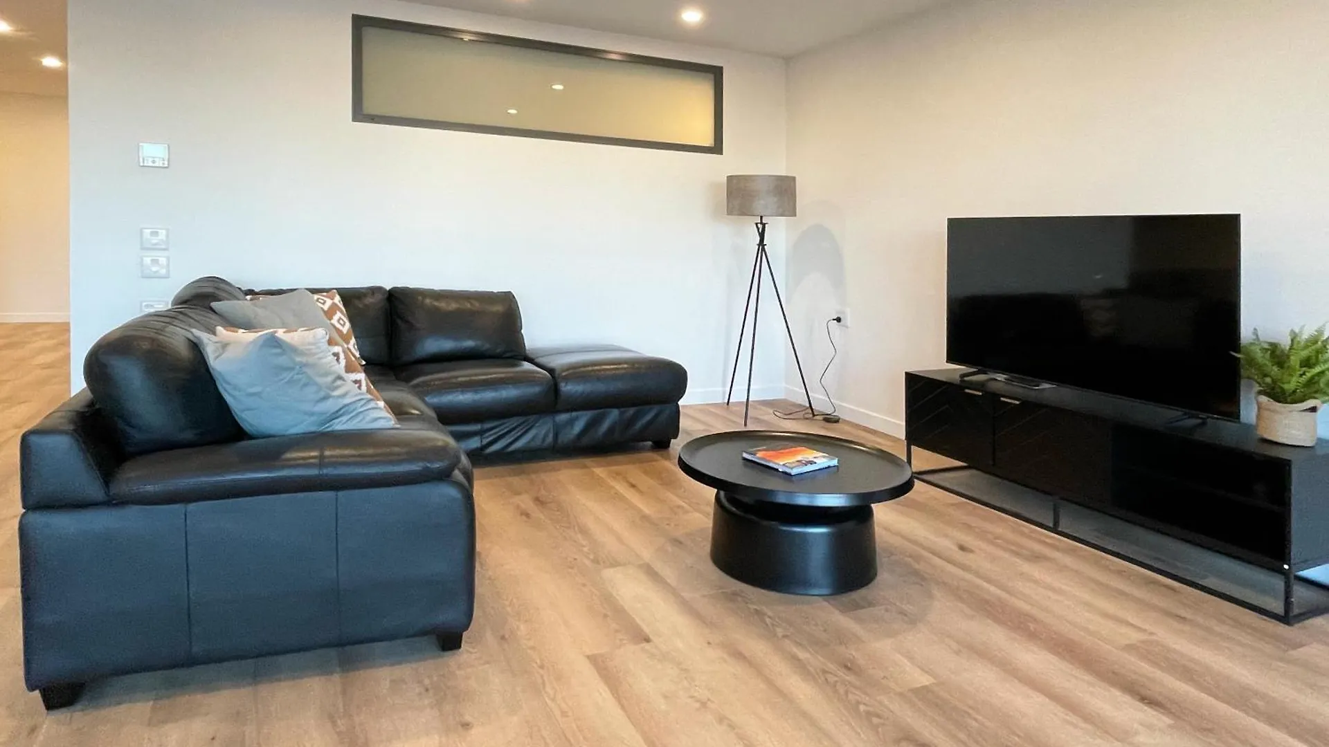 Little Island Apartments Hobart