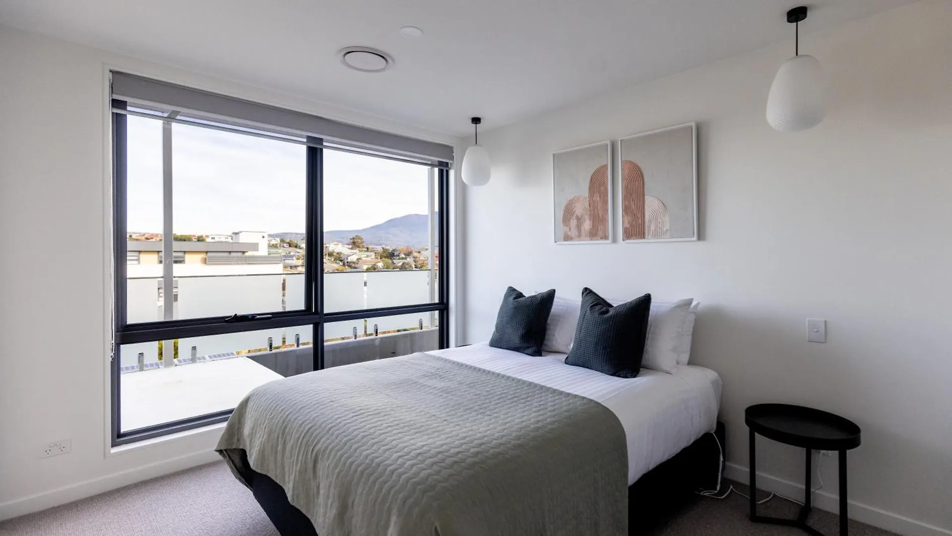 Little Island Apartments Hobart